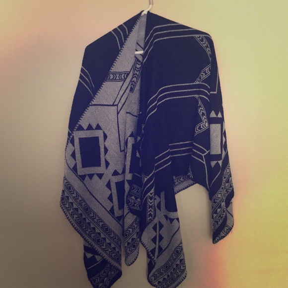 Reversible blanket sweater - Picture 1 of 1